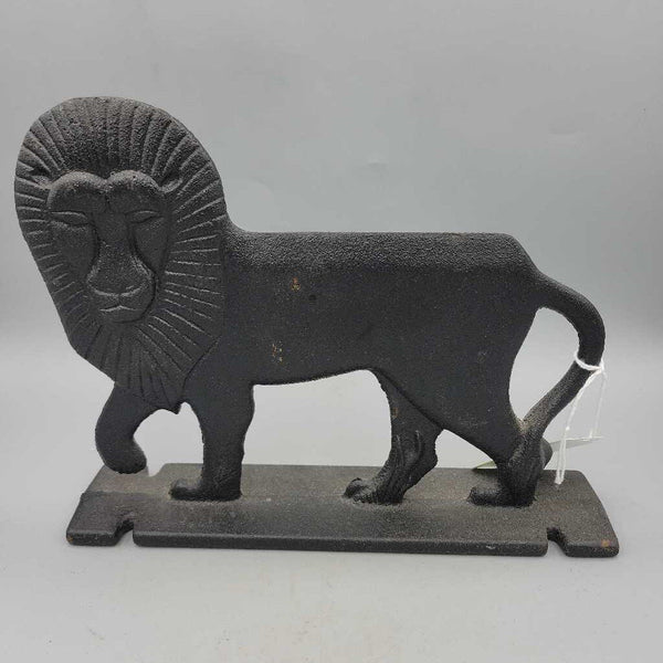 Cast Iron lion Door Stop Boot Scraper (DMG) 6781