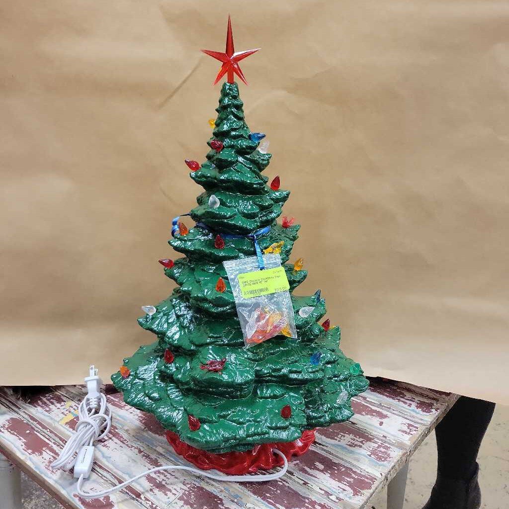 Ceramic Christmas Tree (DMG) 9870