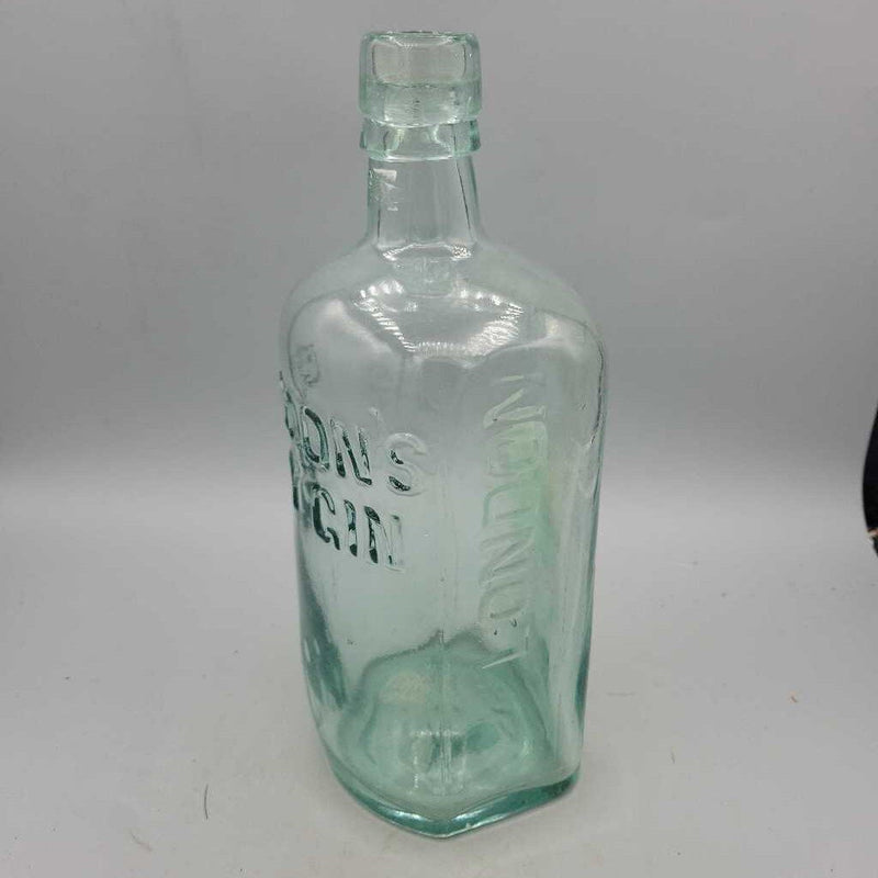 Gordon's Dry Gin Bottle (JAS)