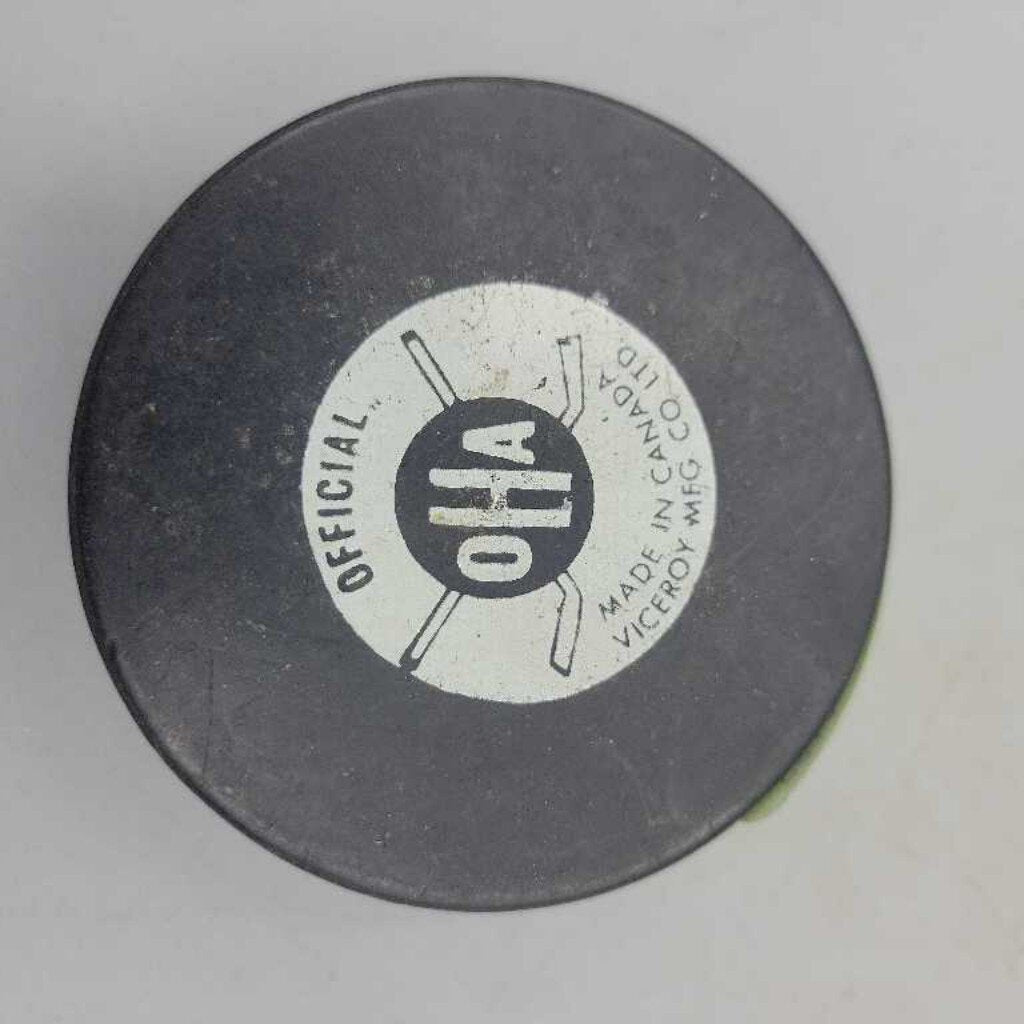 Simcoe Gunners OHA Hockey Puck (JAS)