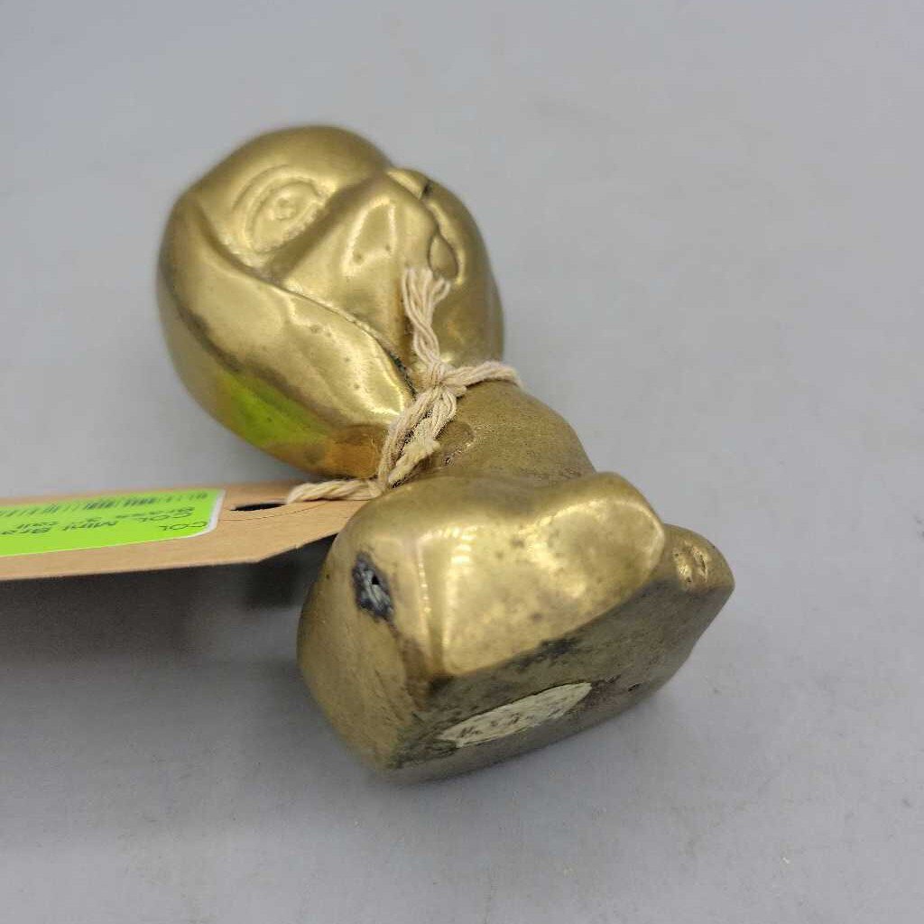 Mini Brass Puppy (0144)