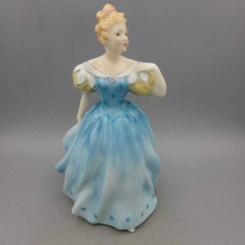 Royal Doulton Figure " Enchantment " (YVO) 411