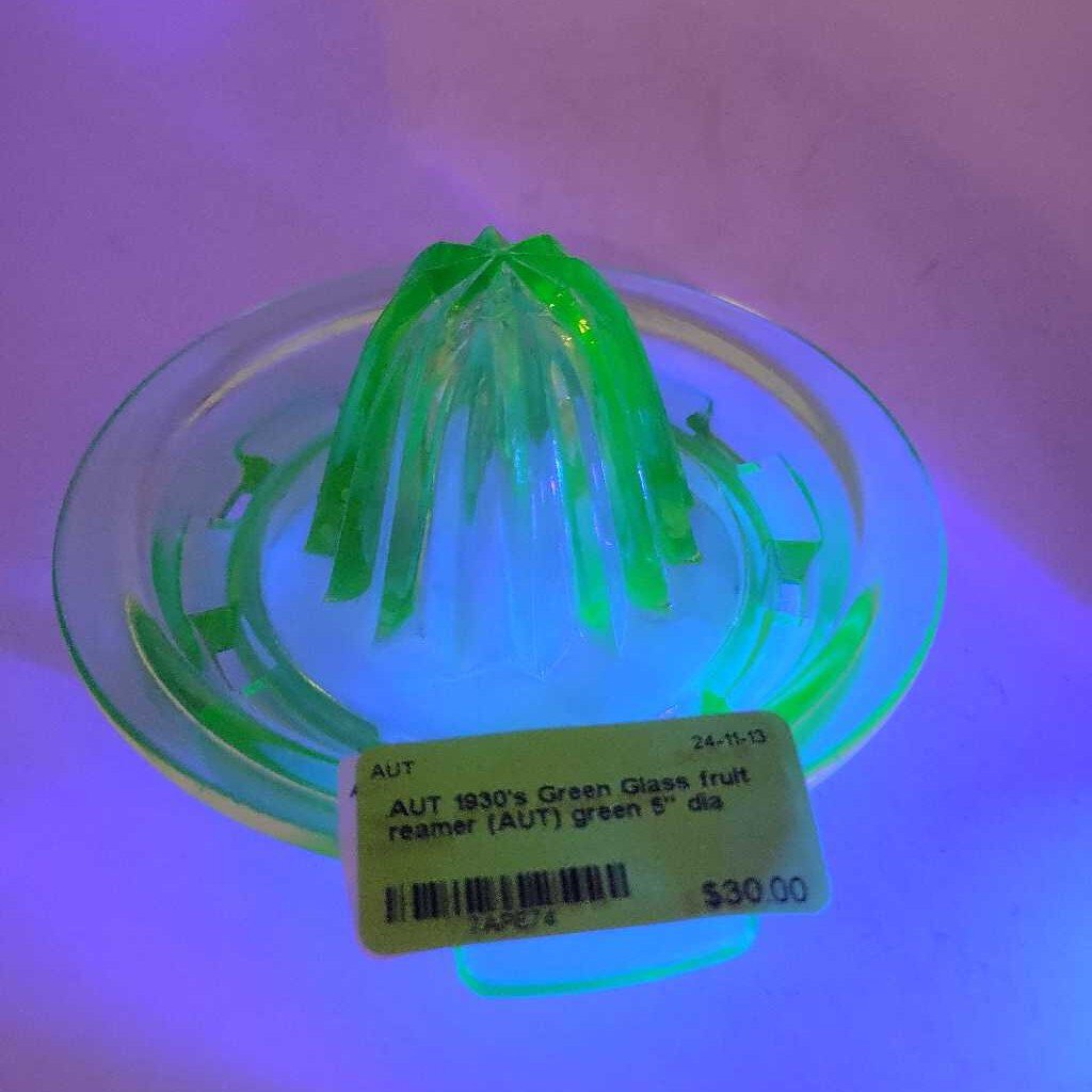 1930's Green Glass fruit reamer (AUT)