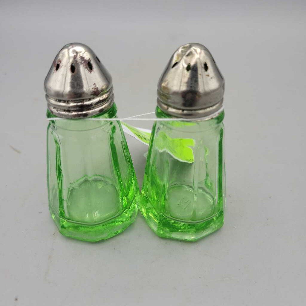 Uranium Glass salt/pepper (NS) #4193