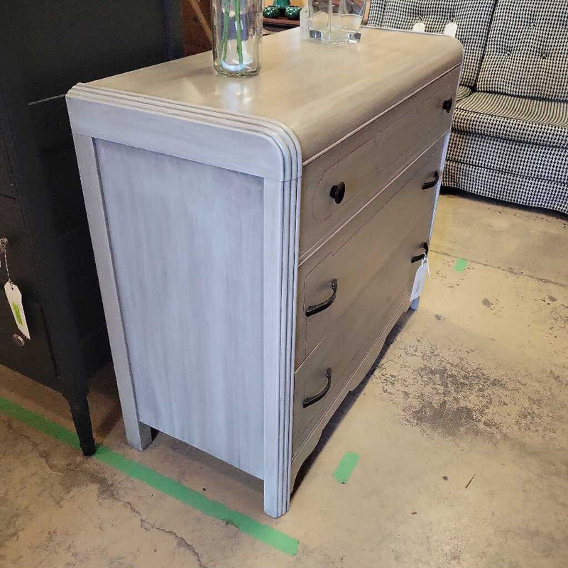 HB 1 Waterfall 3 drawer dresser. Custom paint and stain finish. Original hardware