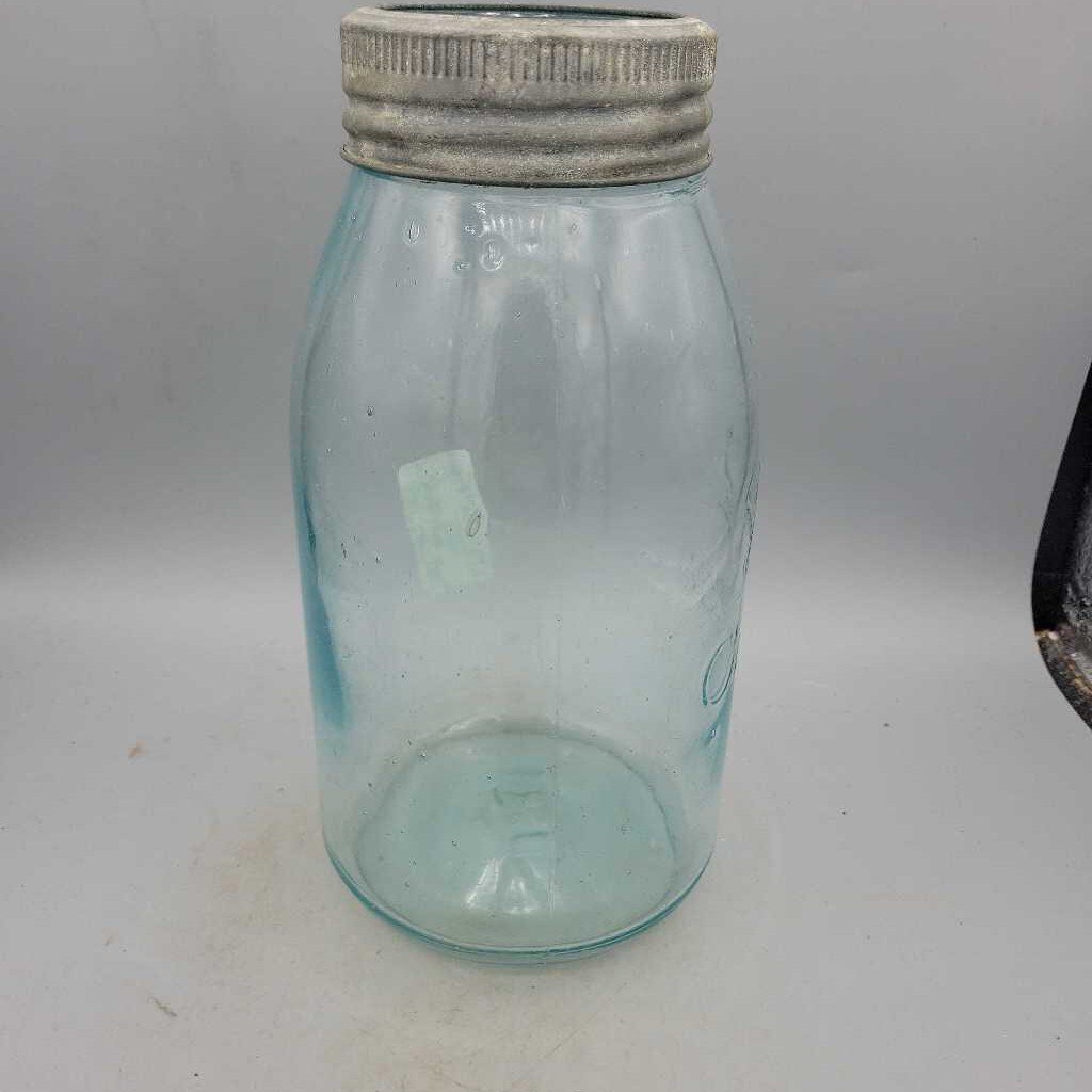 Crown Pint Jar (JAS) Crown Pint Jar (JAS)