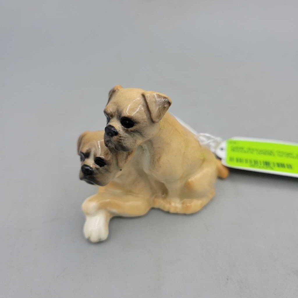 Beswick Dogs pair Boxers (DEB)