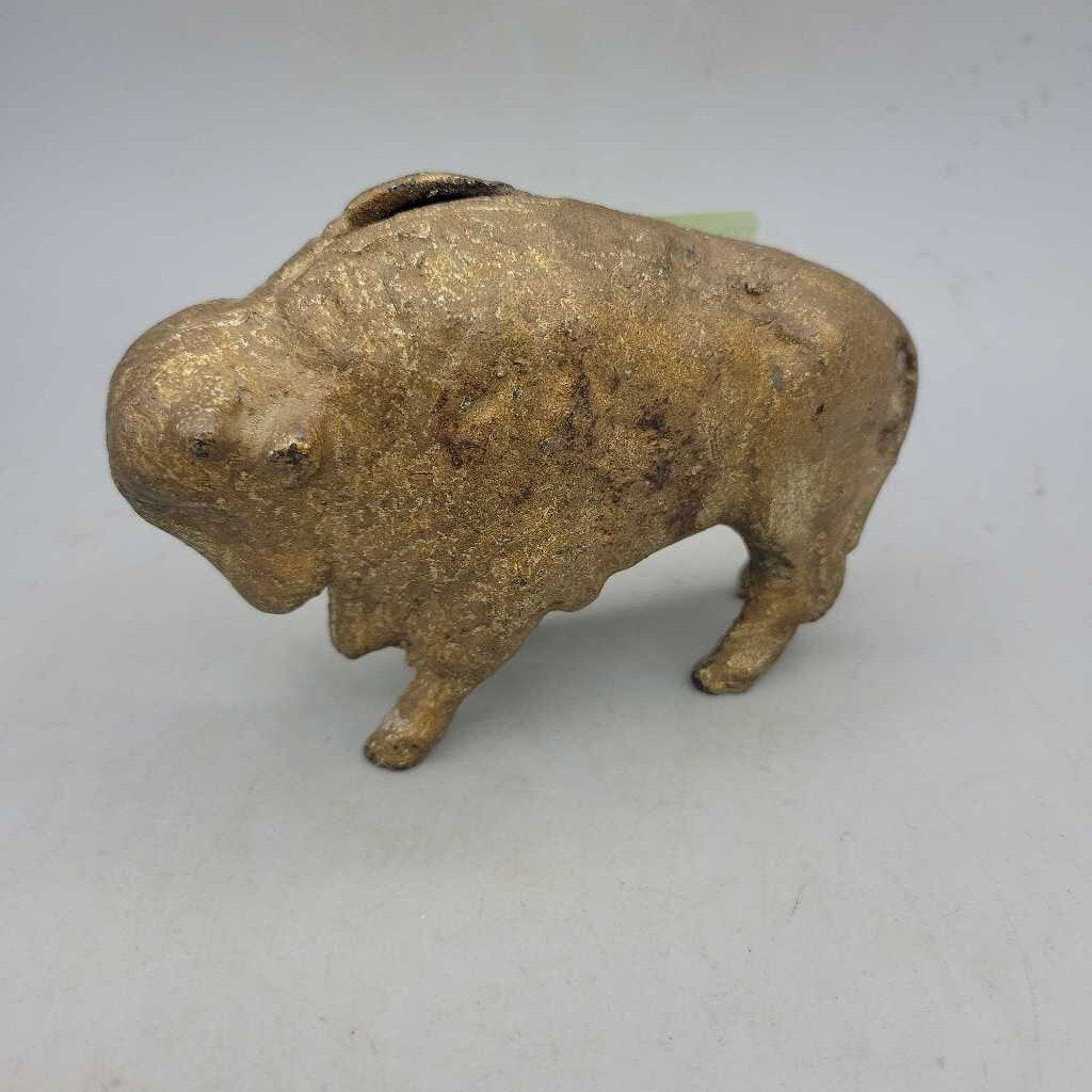 Cast Iron Buffalo Bank (YVO) (411)