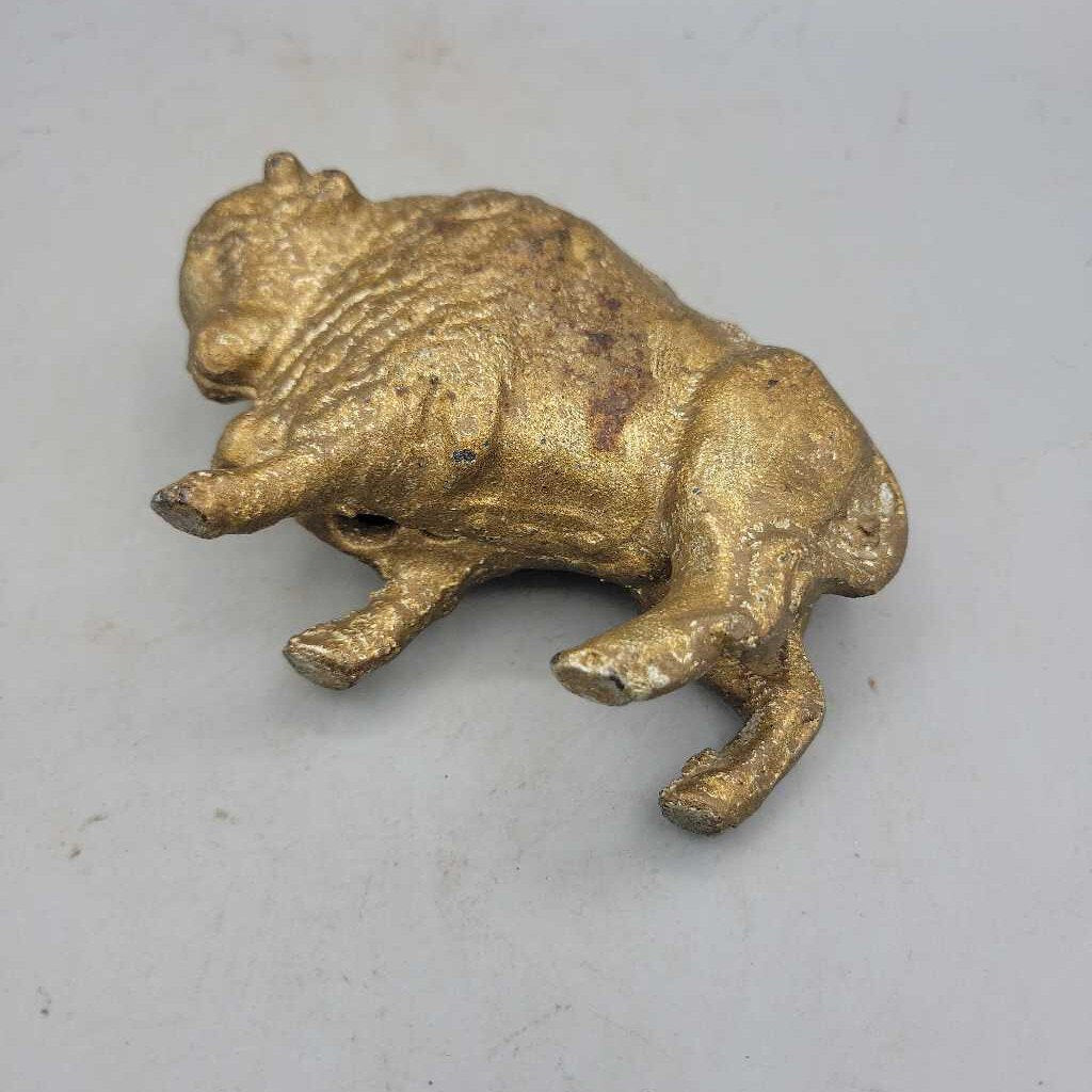 Cast Iron Buffalo Bank (YVO) (411)