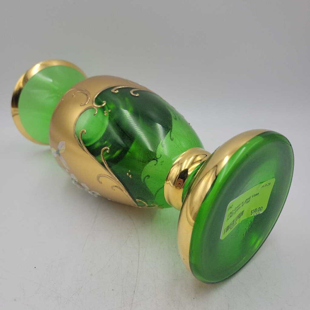 Green w. gold Vase (LIND)