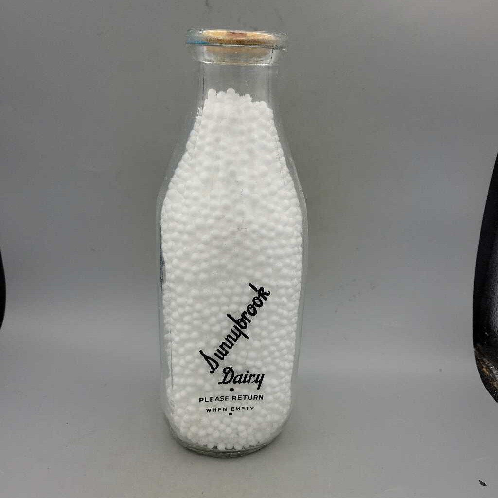 Sunnybrook Dairy Milk Bottle QT (JAS)