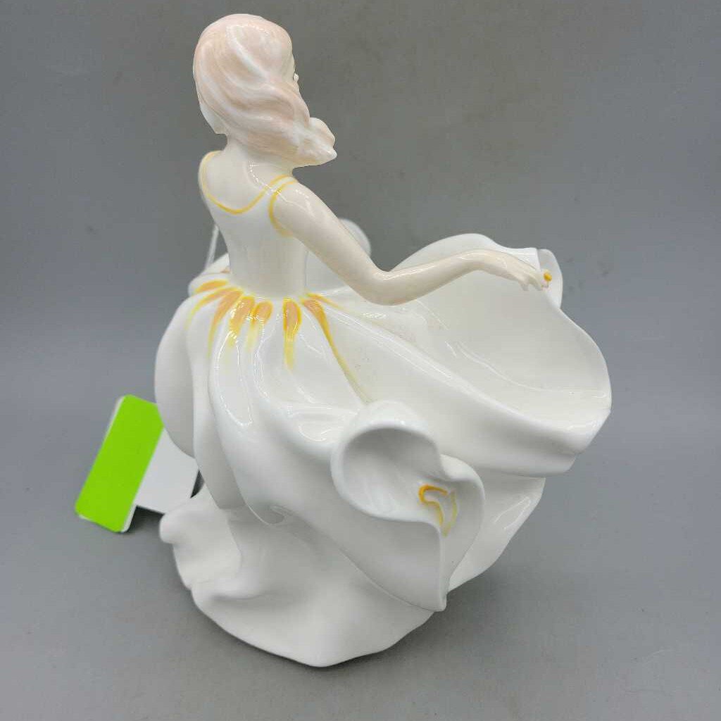 Royal Doulton "Sweet Seventeen" HN2734 (RHA)