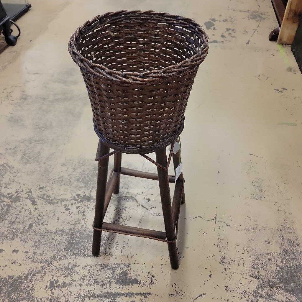 Antique Wicker Plant Stand SCAF0068 (SC)