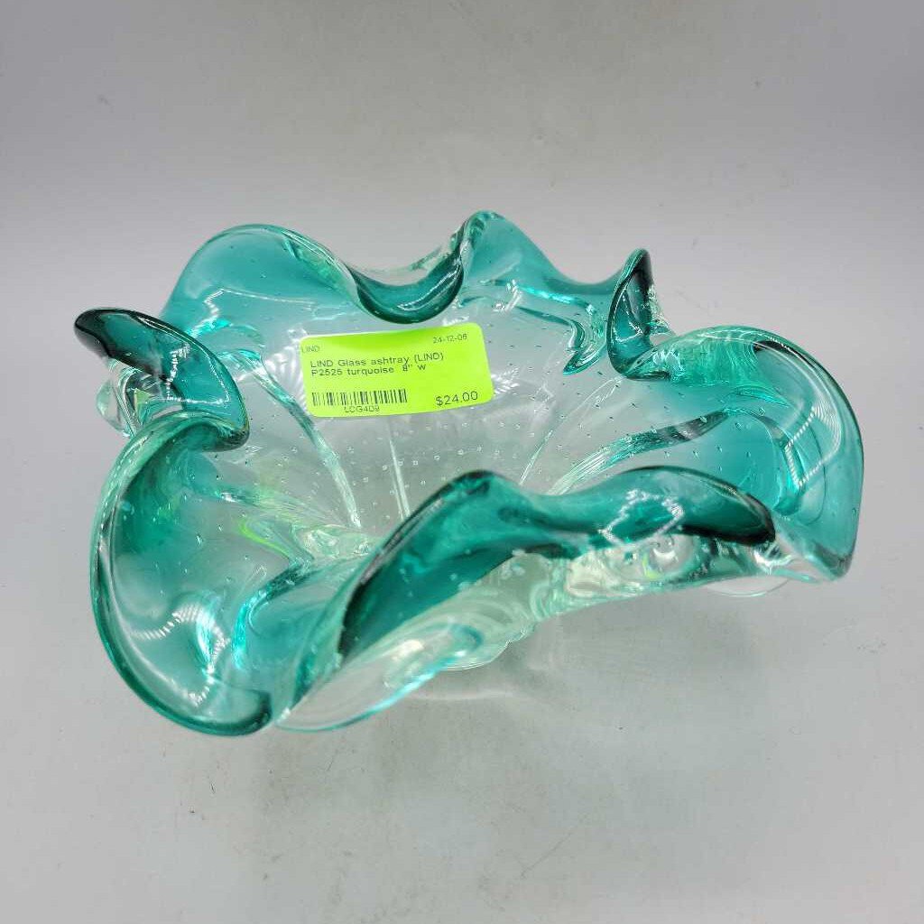 Glass ashtray (LIND) P2525