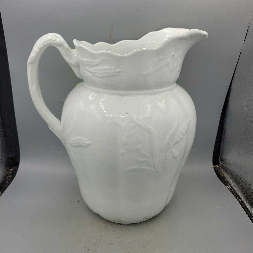 Ironstone Pattered Pitcher (YVO) (412)