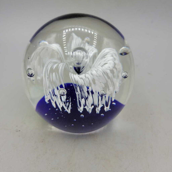 Glass paperweight (NUR) 6501