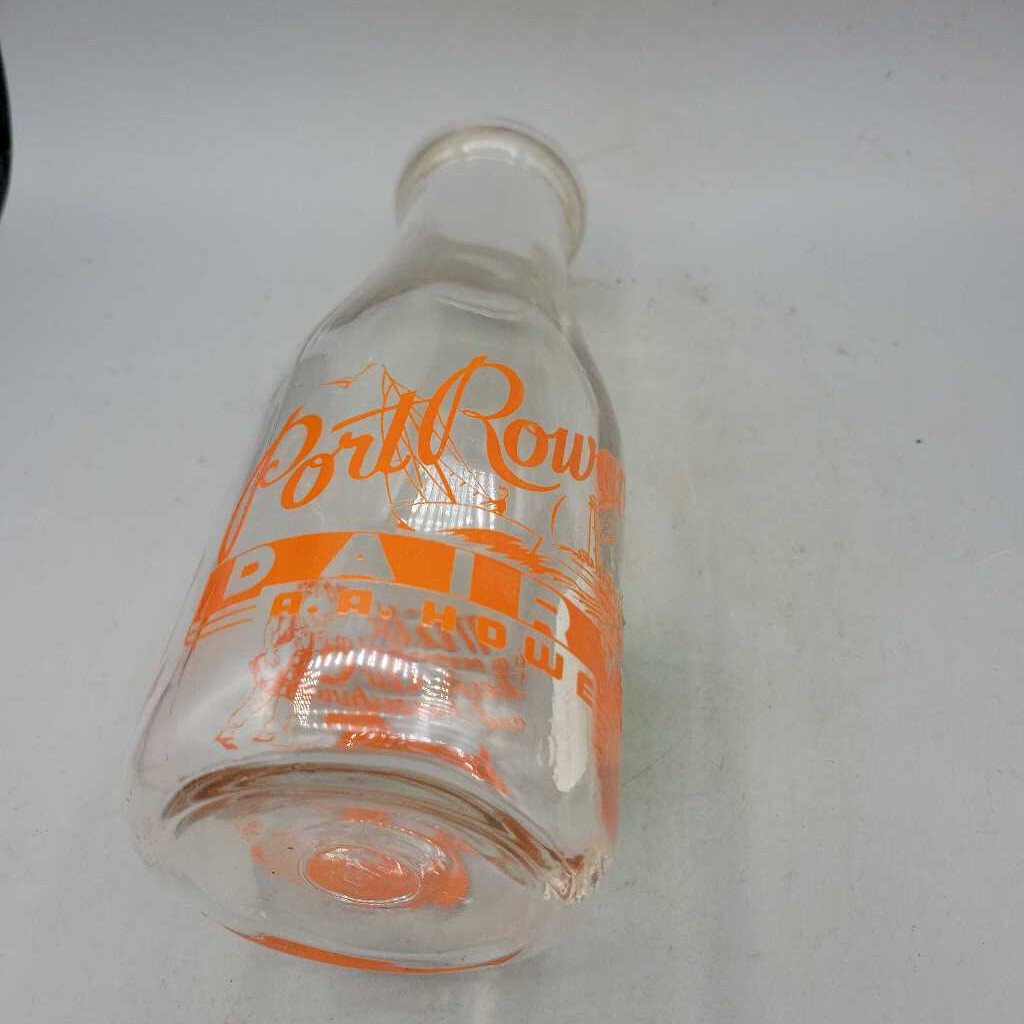 Port Rowan Dairy Howe Ltd Milk bottle (JEF)