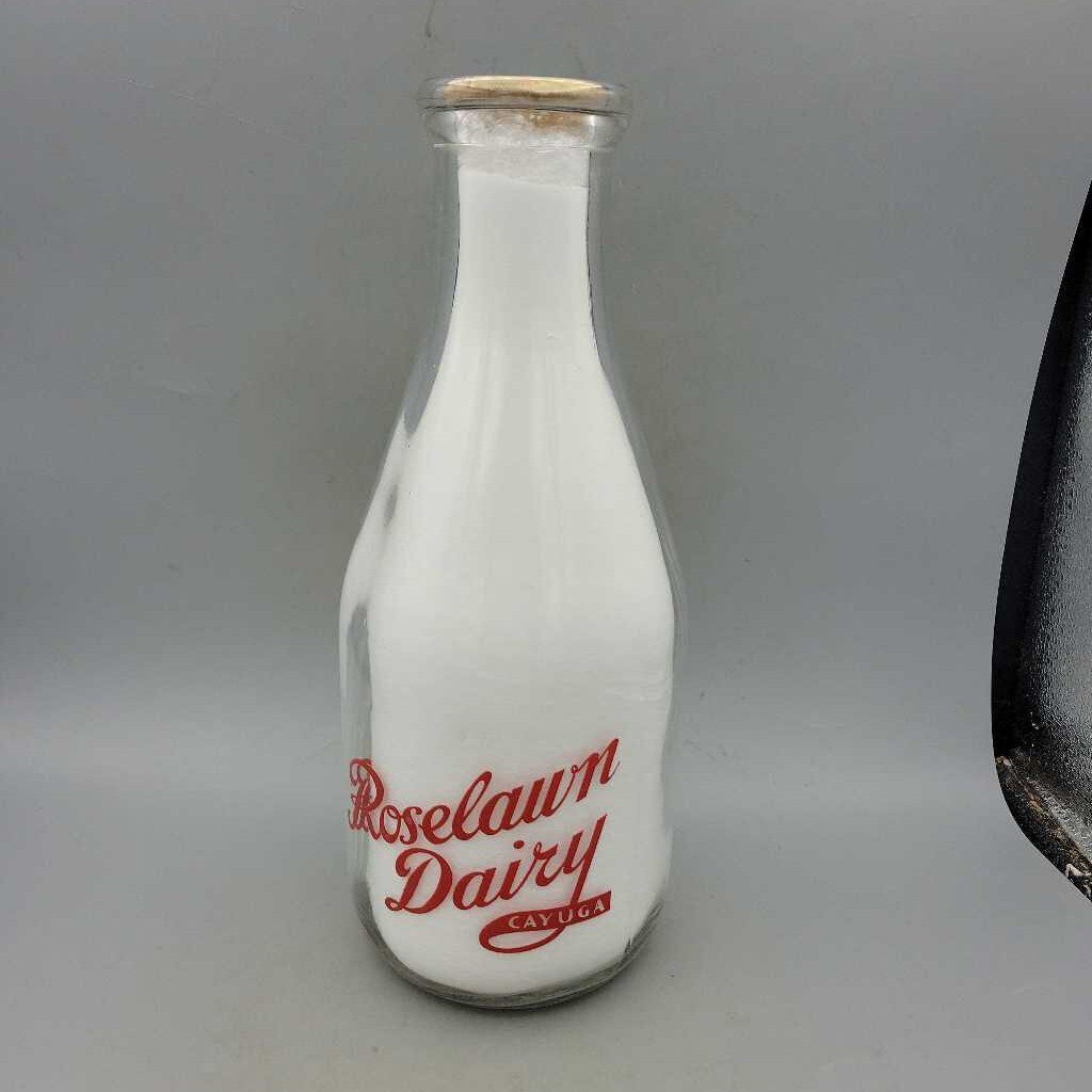 Roselawn Dairy Milk Bottle Cayuga (JAS)