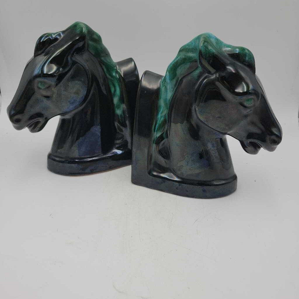 U-Horse Head Bookends (LOR)