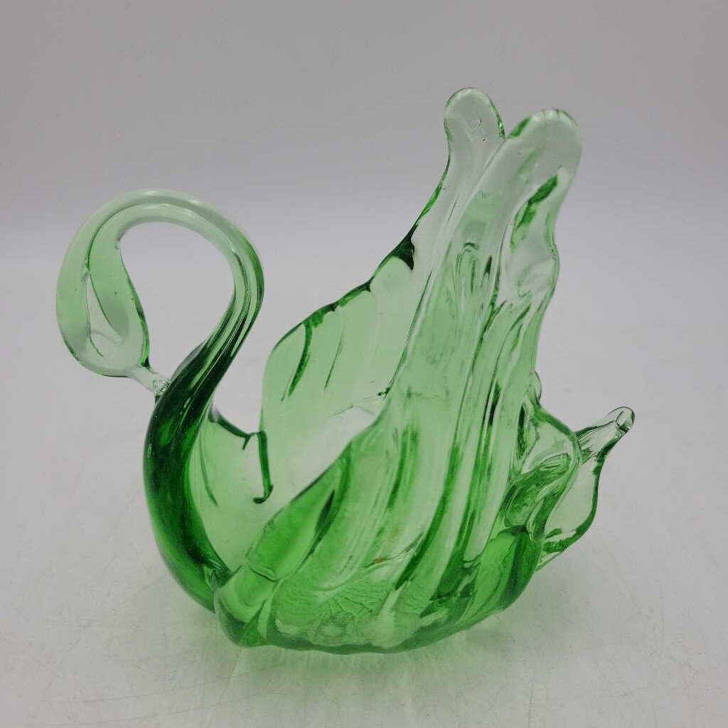 1970 long neck green swan trinket art glass dish (BG)