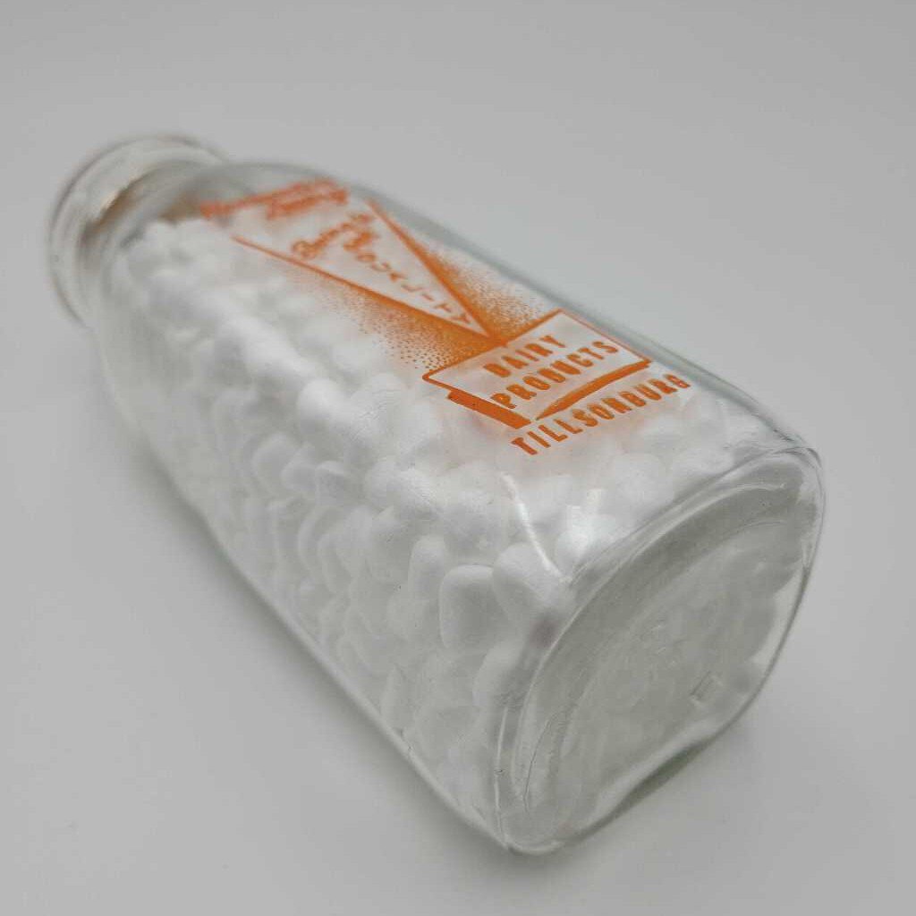 Keewadin Dairy Milk Bottle Tillsonburg (JAS) half Pint