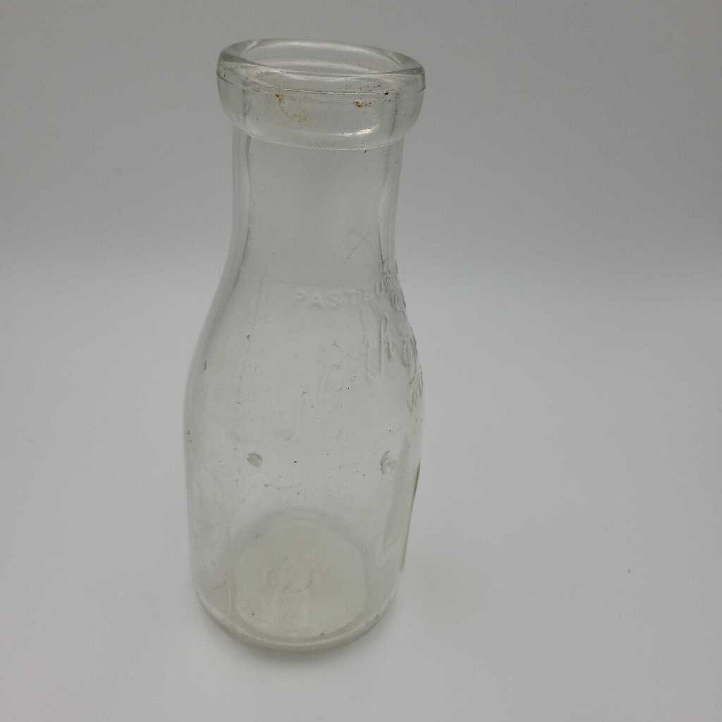 North Side Dairy Welland Ontario milk bottle (Jef)