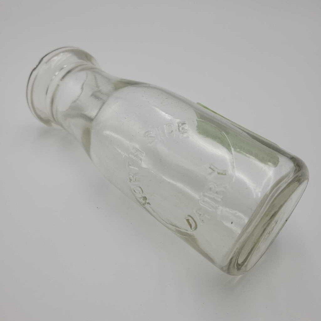 North Side Dairy Welland Ontario milk bottle (Jef)