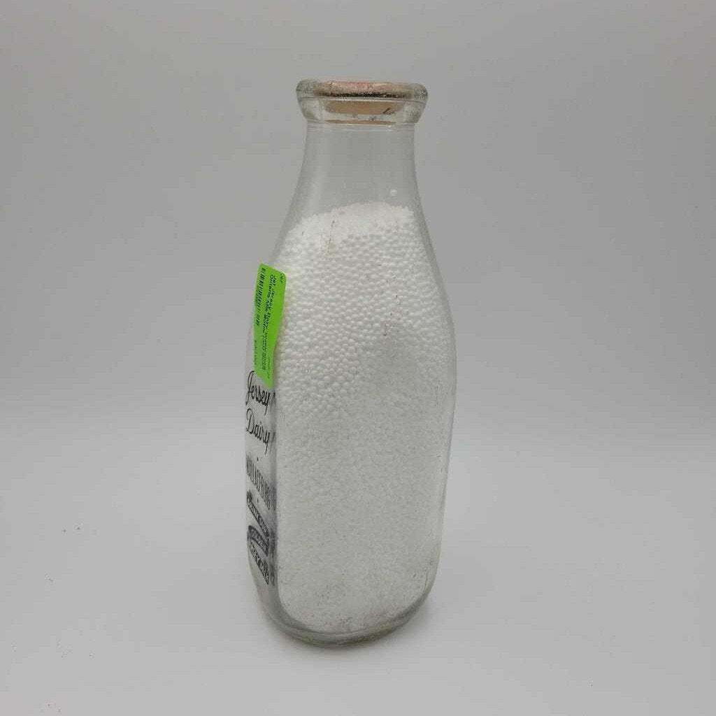 Jersey Dairy Wallaceburg Ontario Milk Bottle (Jef)