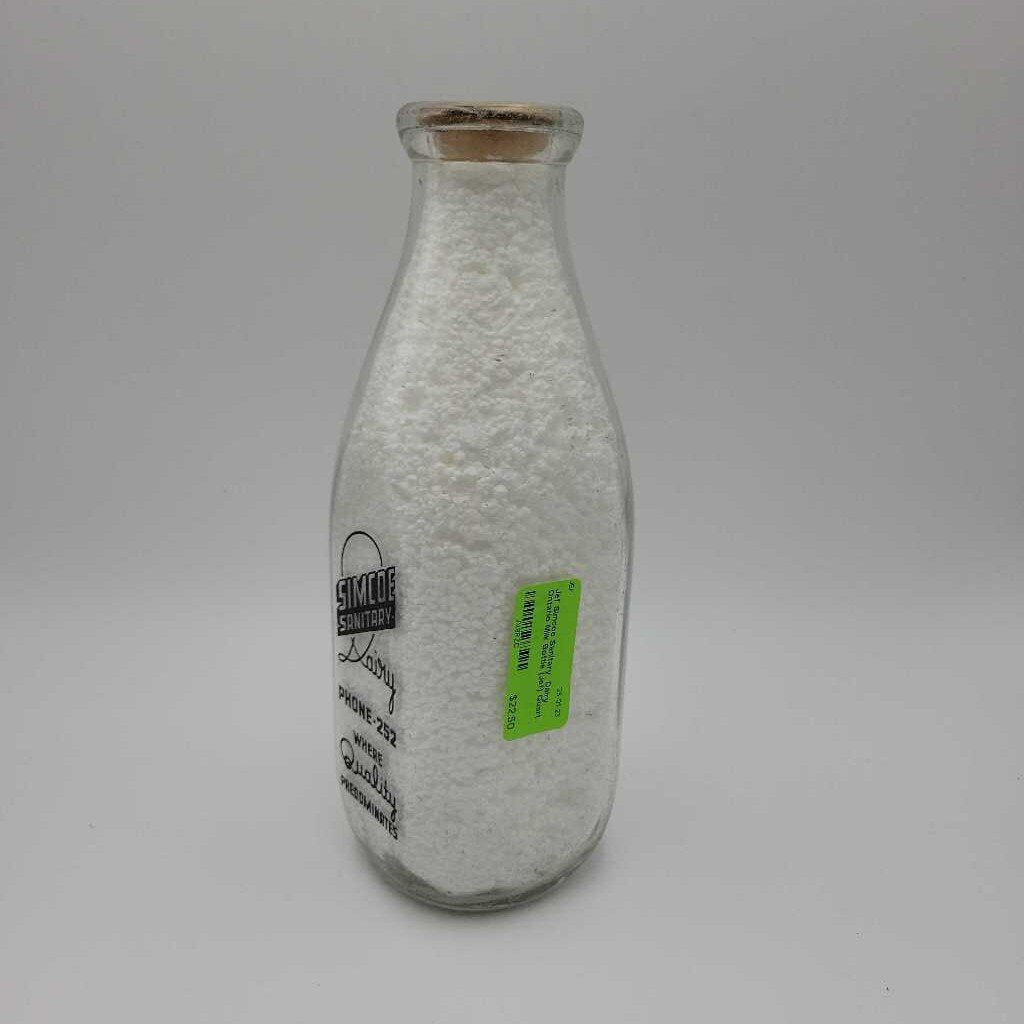 Simcoe Sanitary Dairy Milk bottle . 1/2 pint (DR) Simcoe Sanitary Dairy Milk bottle . 1/2 pint (DR)
