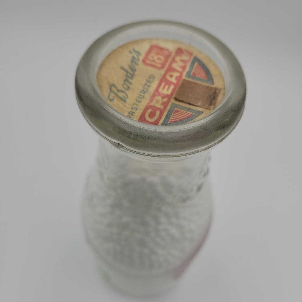 Borden's Dairy Milk pint bottle (Jef)