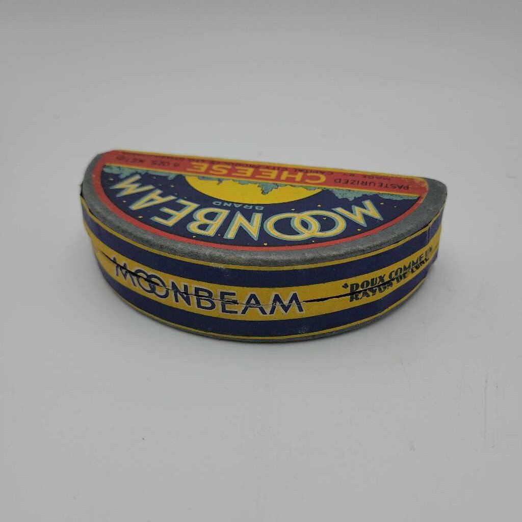Moonbeam Cheese Box Ottawa (Jef)