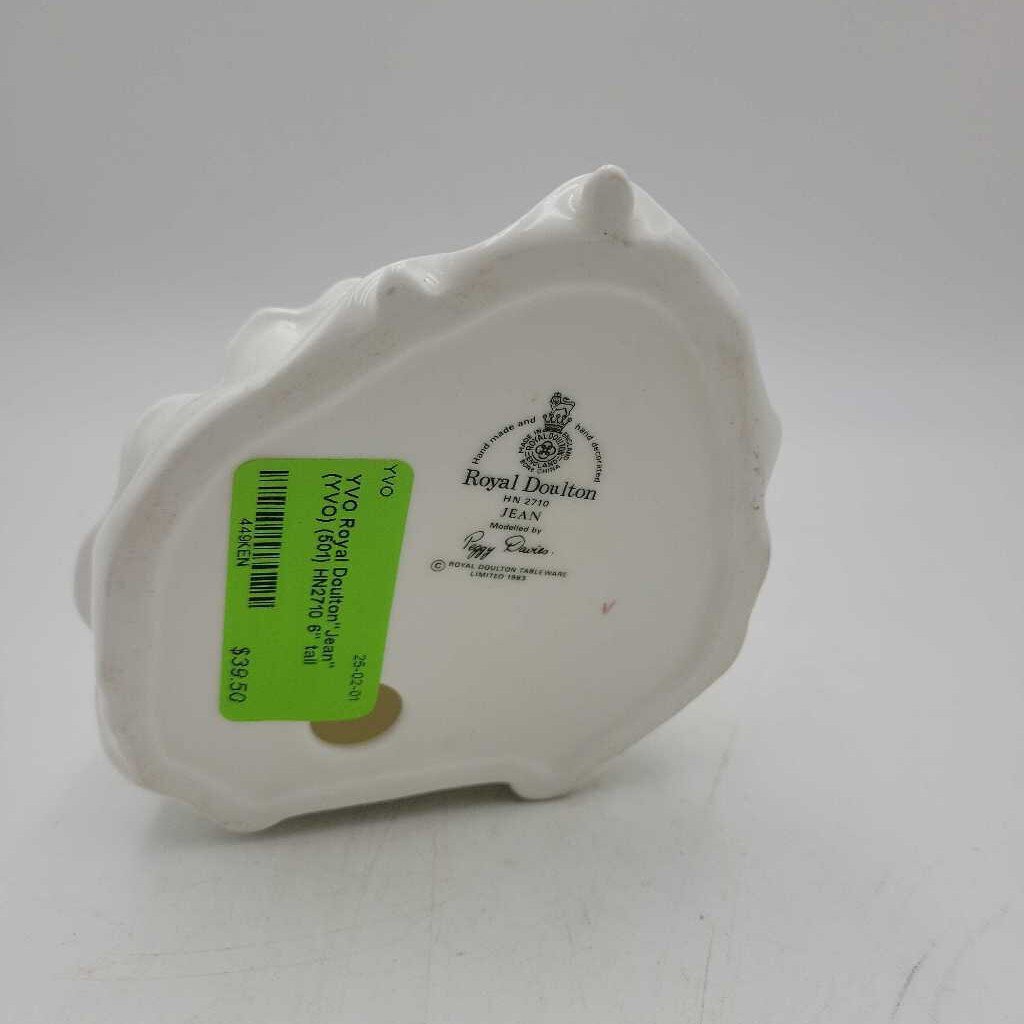 Royal Doulton"Jean" (YVO) (501) HN2710