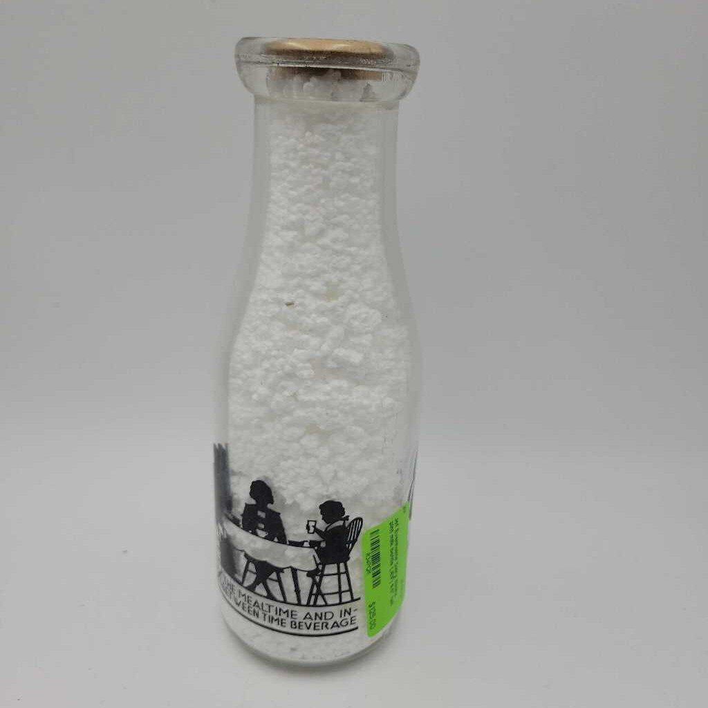 Evenholme Dairy Elmira pint milk bottle (JEF)