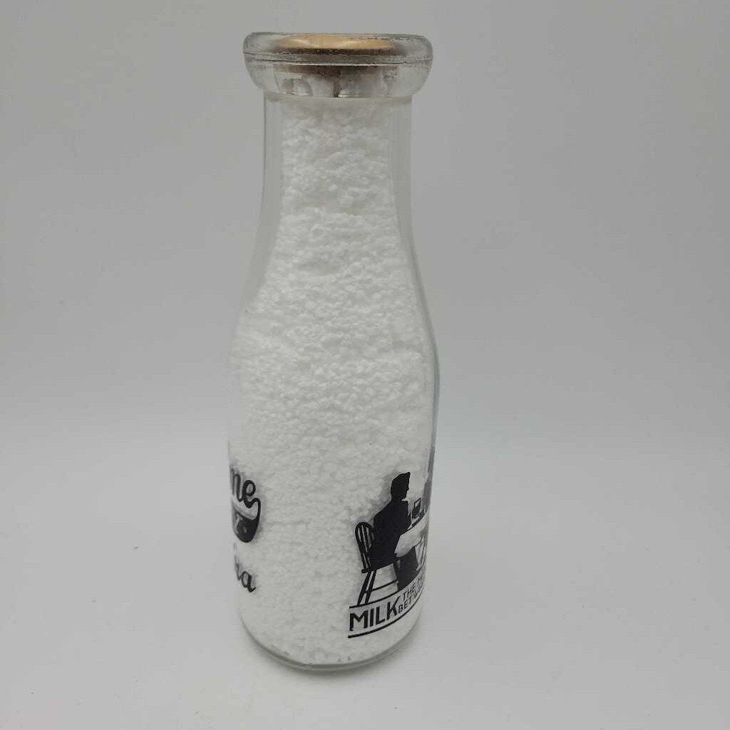 Evenholme Dairy Elmira pint milk bottle (JEF)