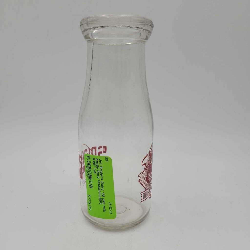 Snider's Dairy 1/2 pint milk bottle Rare Goderich(JEF)