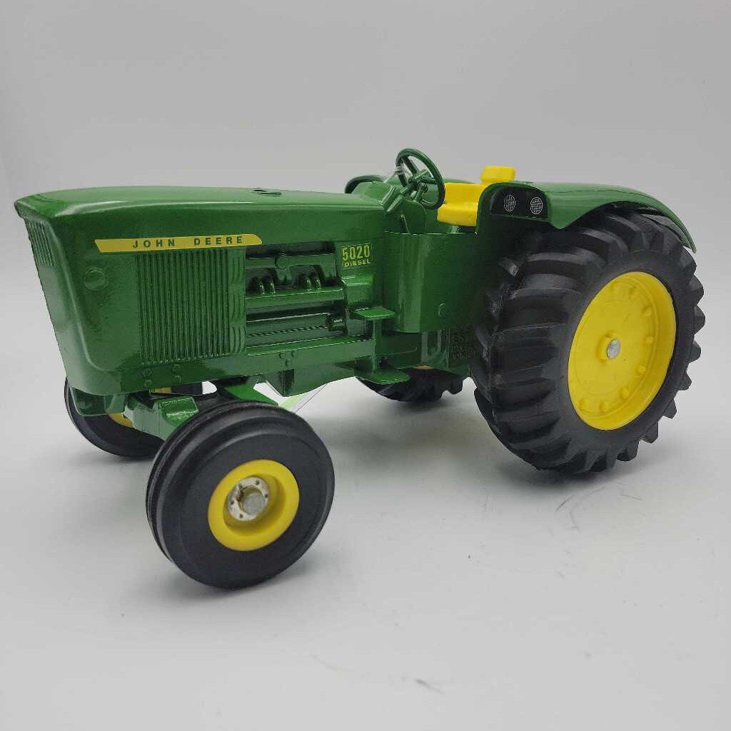 John Deere 5020 Model Tractor (RAE) Rare