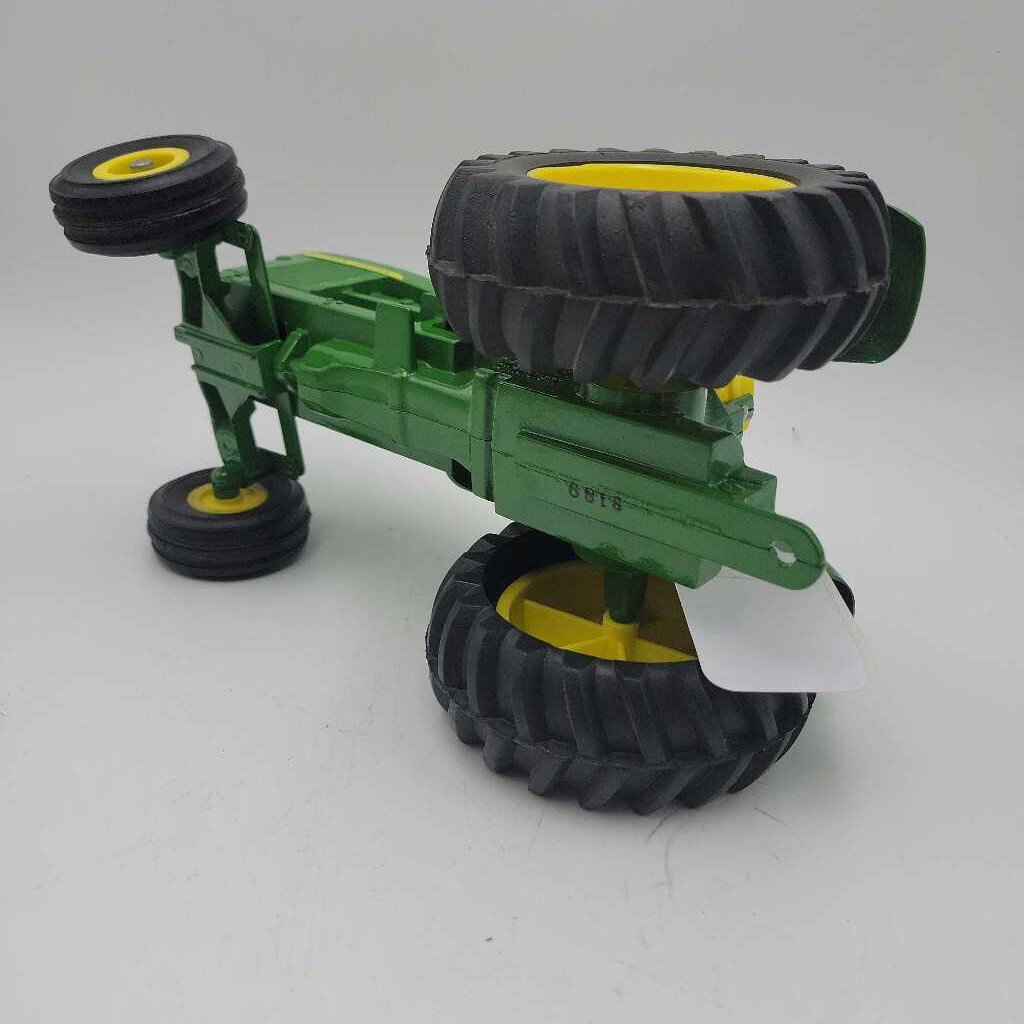 John Deere 5020 Model Tractor (RAE) Rare