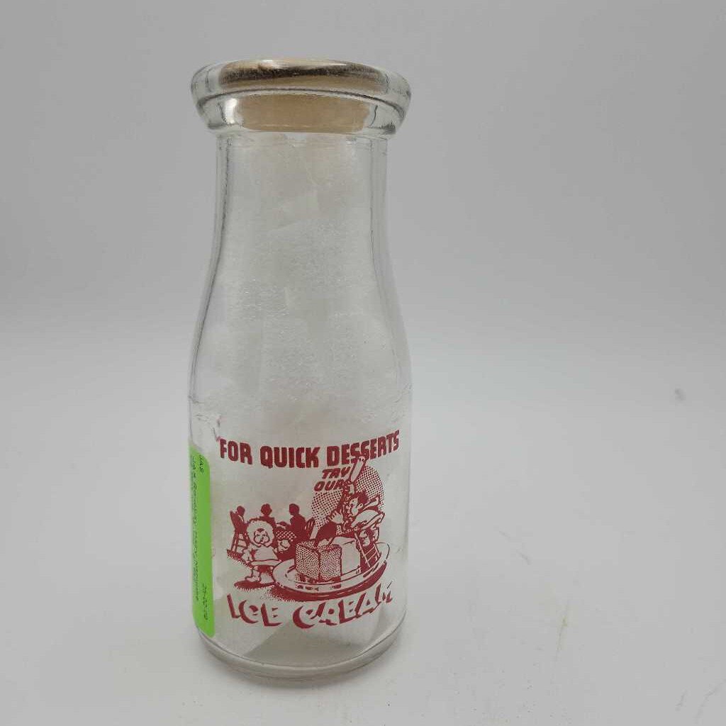 Rosebay Dairy Napanee 1/2 Pint milk Bottle