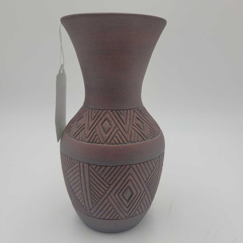 Six Nation Pottery vase (DEB)