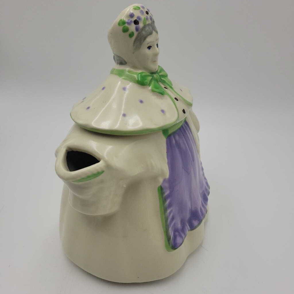 Granny Ann Shawnee Teapot (0664)