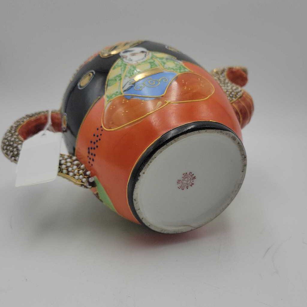 Oriental Dragon ware Tea Pot Repaired lid (DMG) 0008