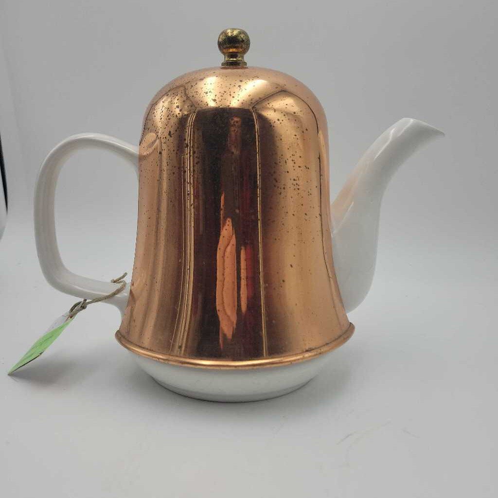 Copper Tea pot (UR)