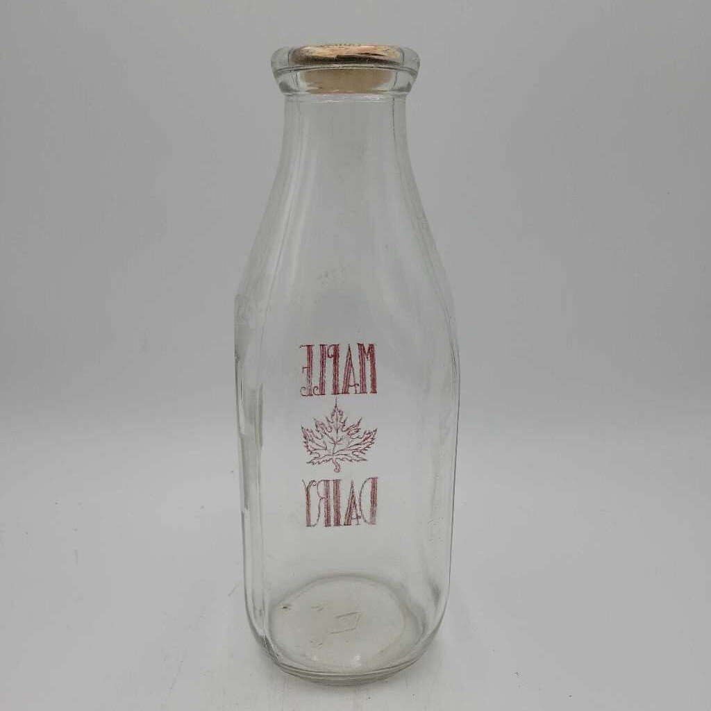 Maple Dairy Quart Milk Bottle Woodstock (SS) 8297