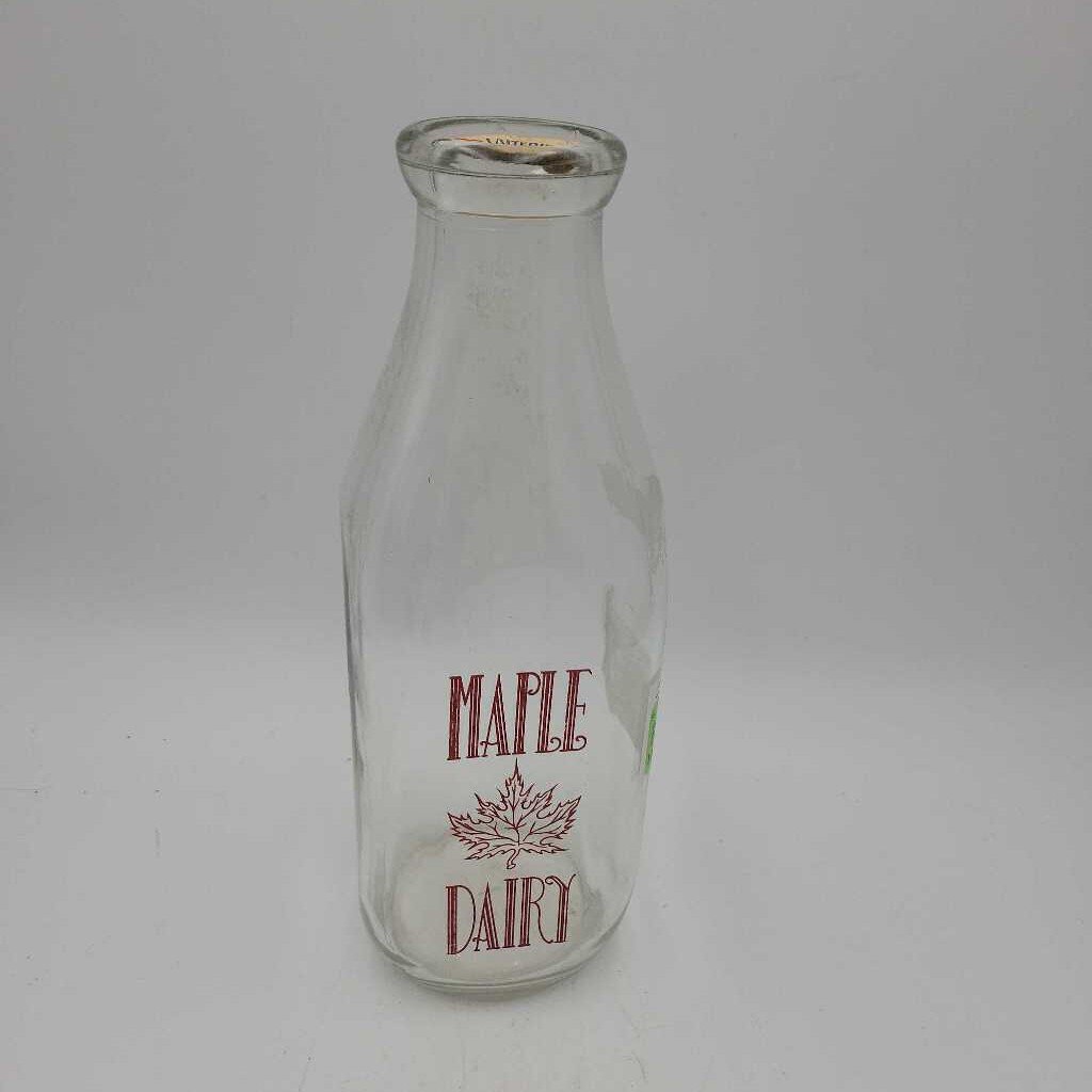 Maple Dairy Quart Milk Bottle Woodstock (SS) 8297