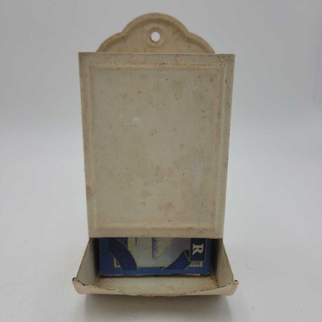 Tin Match holder (US2)