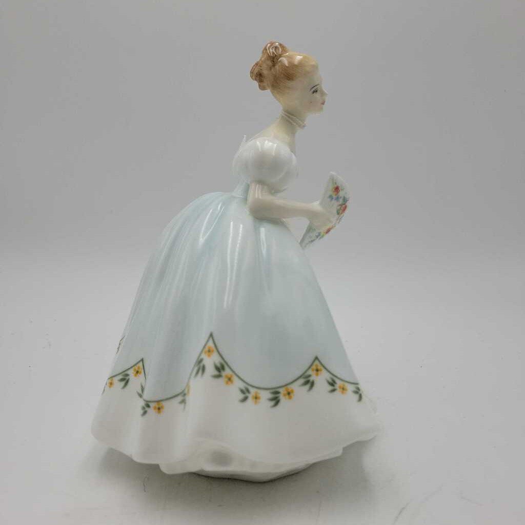 Royal Doulton "First Dance" (DEB) HN2803