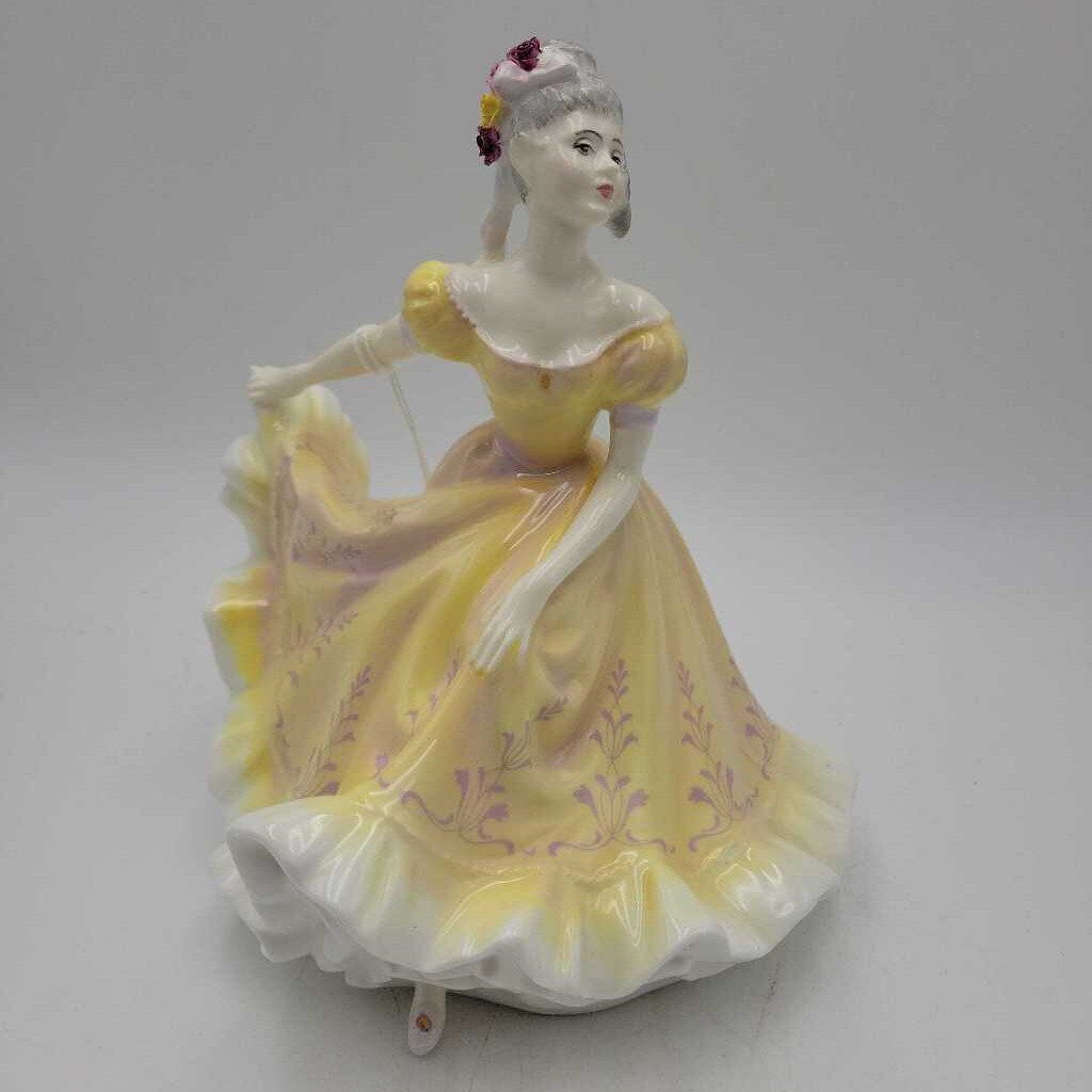 Royal Doulton "Ninette" (DEB) HN2379