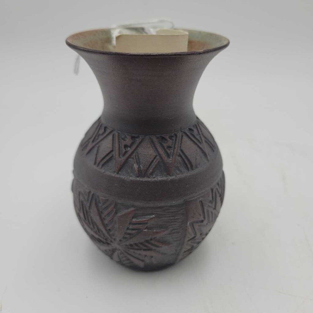 Six Nations Pottery Bell Signed Karen Williams 1990 (DEB)