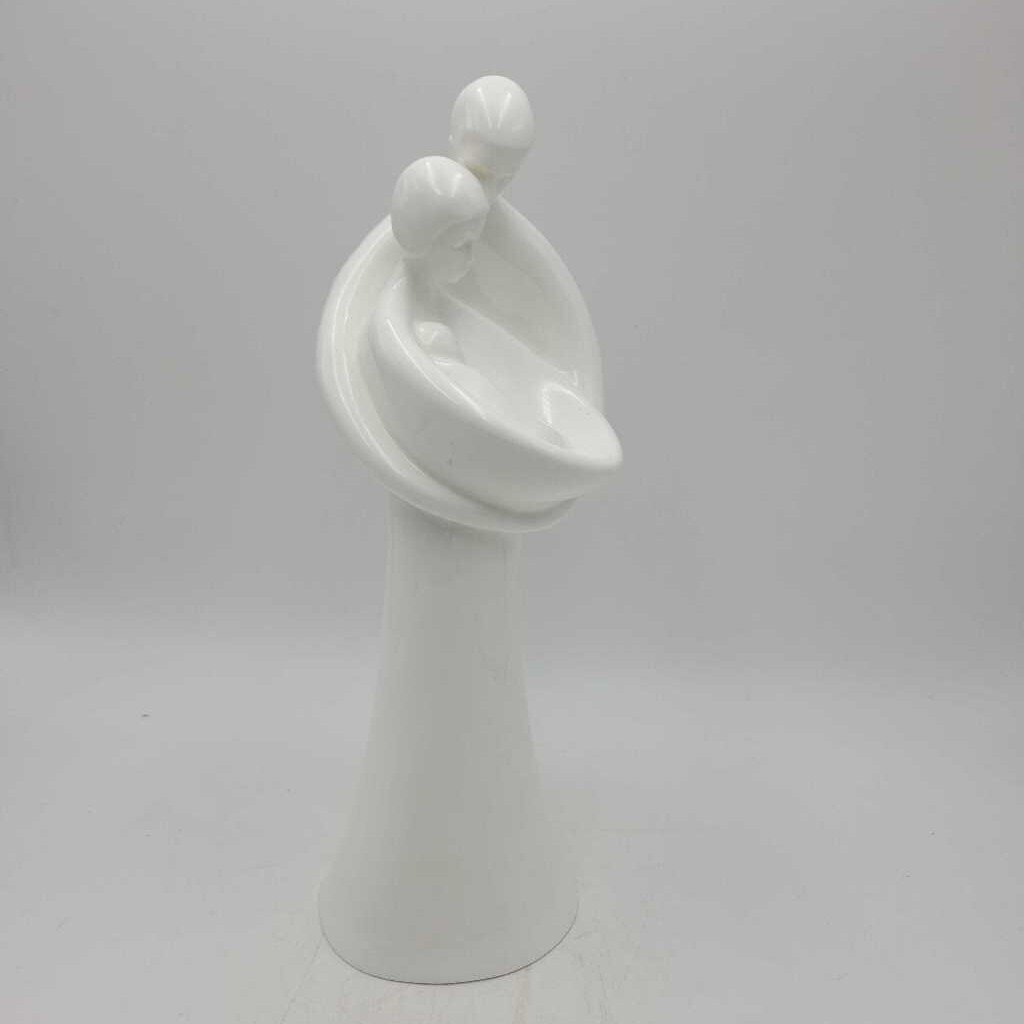 Family Royal Doulton (LLL) HN2720