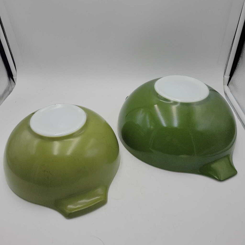 Set of 4 1960s Pyrex Cinderella Nesting Bowls (0721)